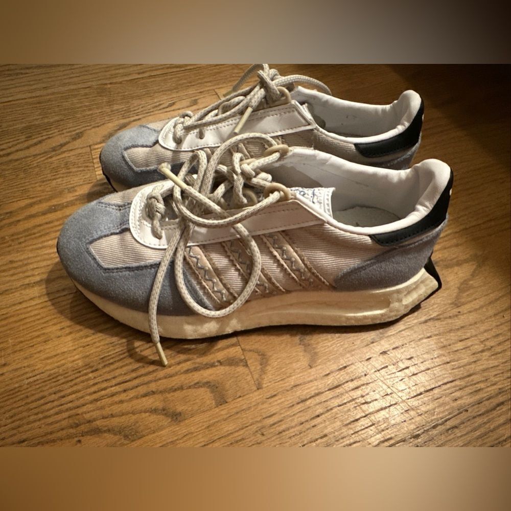 adidas Retropy E5 Violet 6W Women’s Sneaker - Picture 5 of 10